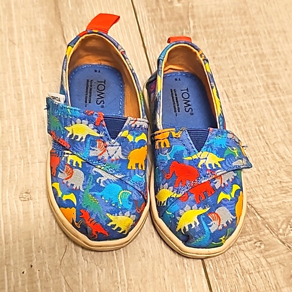 Dinosaur Tom's